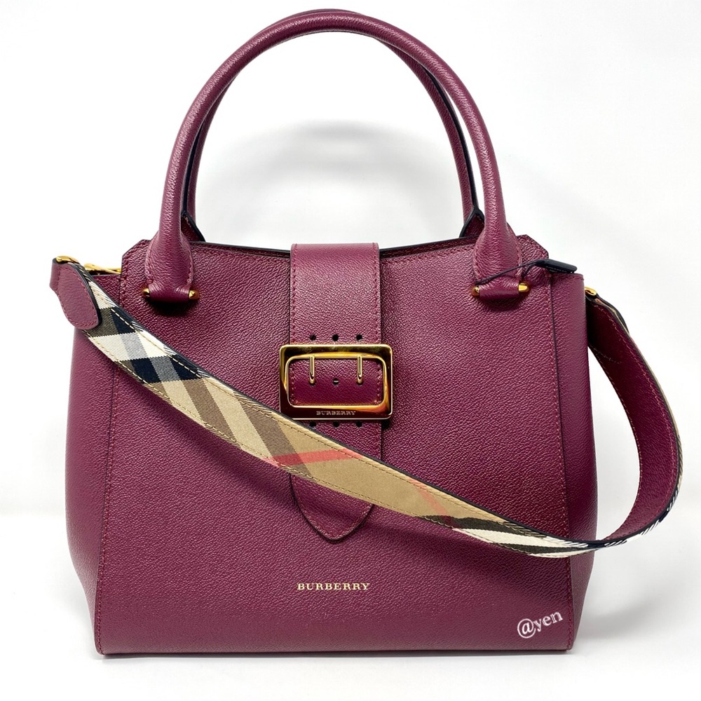 Burberry medium soft grain buckle satchel / shoulder bag